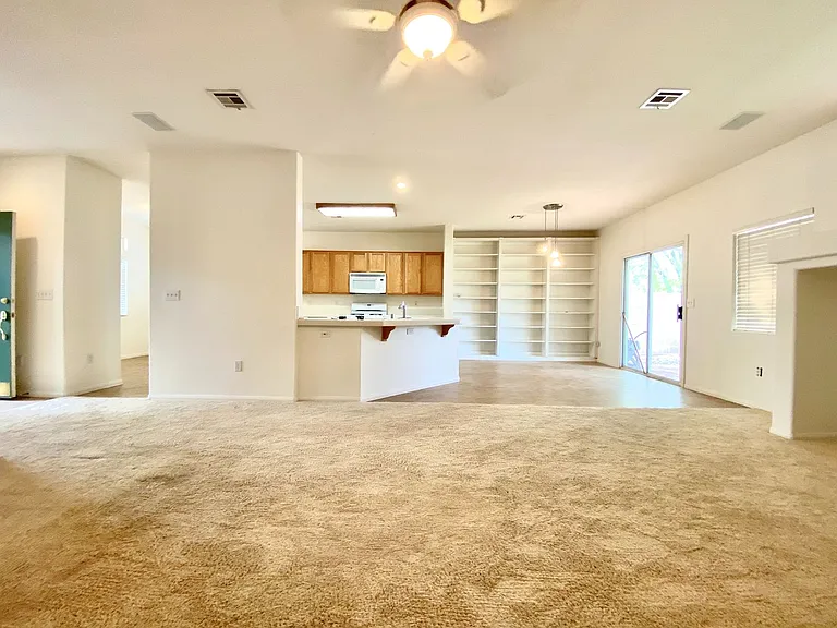 48 Vallejo Verde St — Photo 5