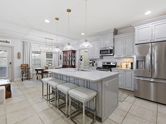 5th image of 144 Juliana Way