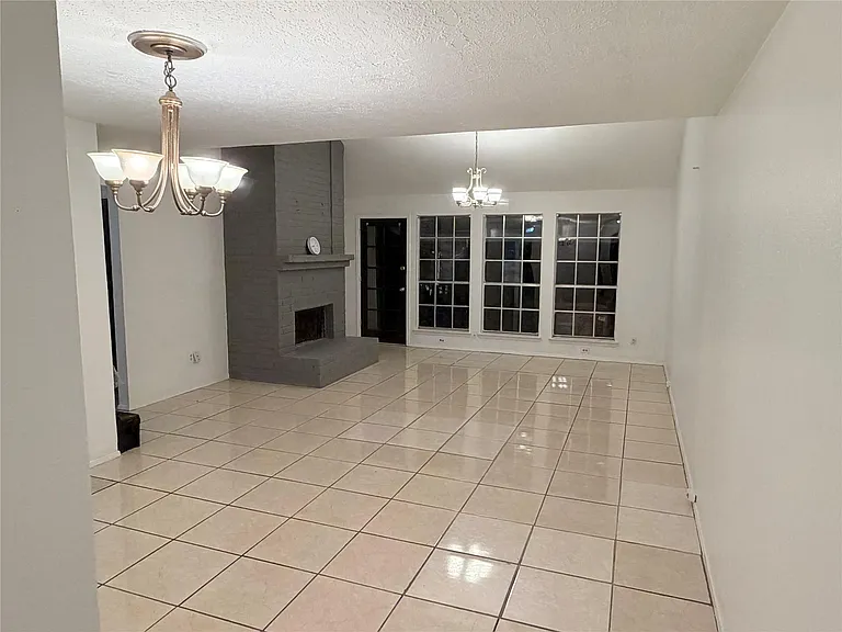 13319 Bafing Dr — Photo 3