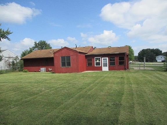 3rd image of 11296 Debussey Dr