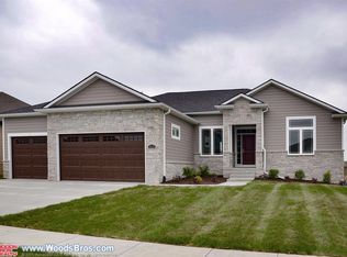 9410 S 32nd St, Lincoln, NE 68516