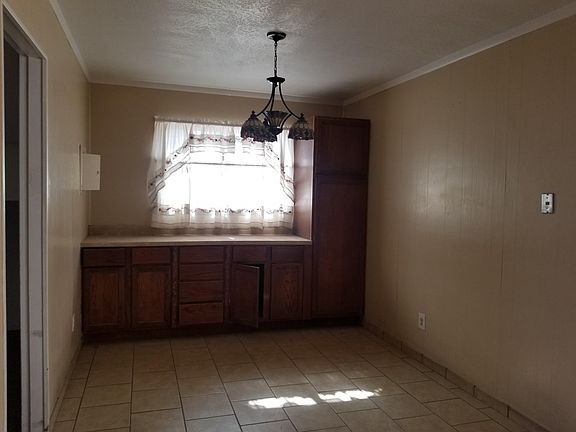 4th image of 233 McCarthy Ave