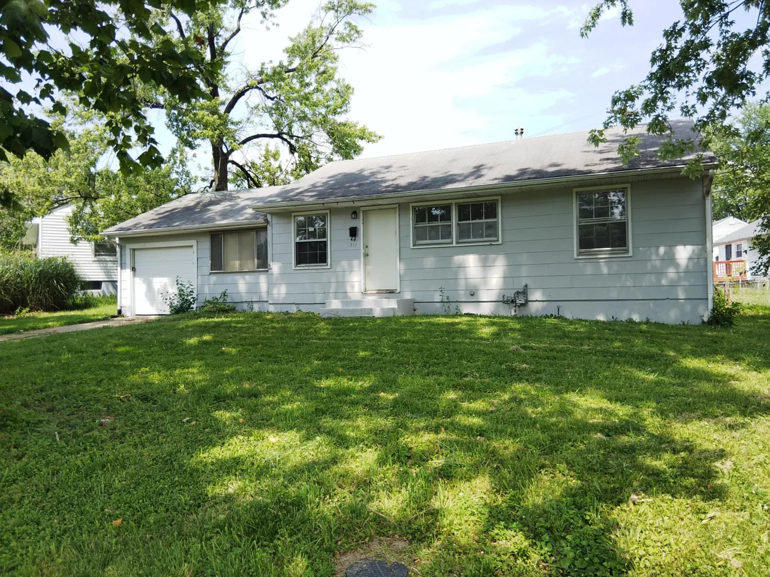 311 Estridge Rd — Photo 1
