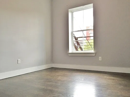 Rented by Premier Metro Realty Corp | media 3