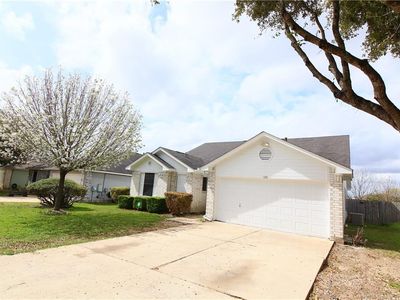 123 Dana Dr, Hutto, TX, 78634