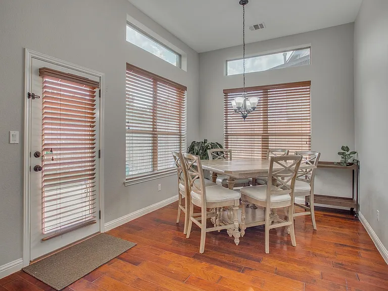 12221 Montclair Bnd — Photo 12