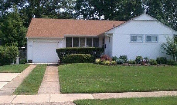 1st image of 1305 Dahlia Ln