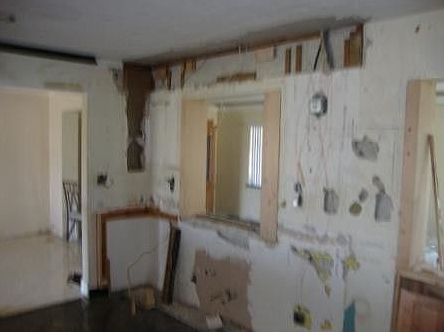 4th image of 9702 NW 67th St