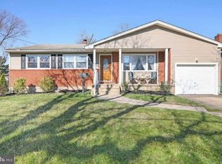 4 Coach Ln, Cherry Hill, NJ 08002