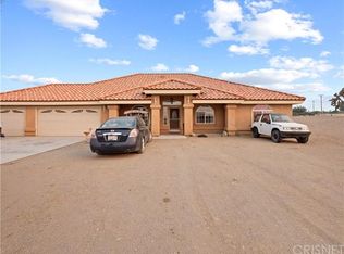 13041 Wagon Train Rd, Pinon Hills, CA 92372