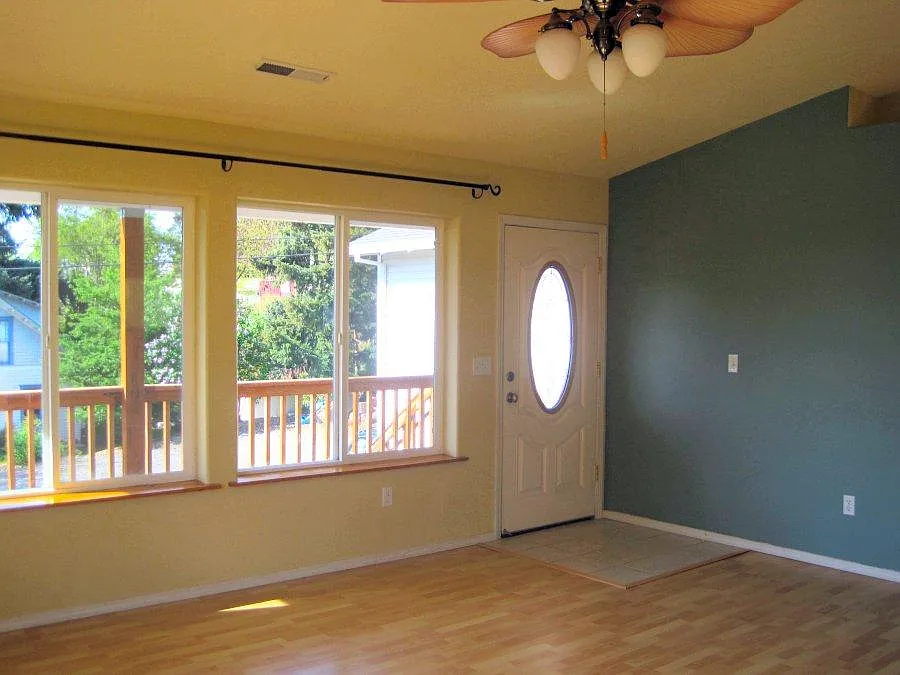 4 bed, 2312 sqft, $2,750 — Photo 3