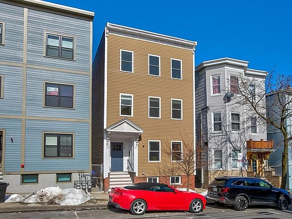 2nd image of 318 Princeton St #201