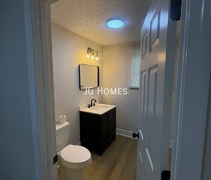 2725 Hale Ave — Photo 13