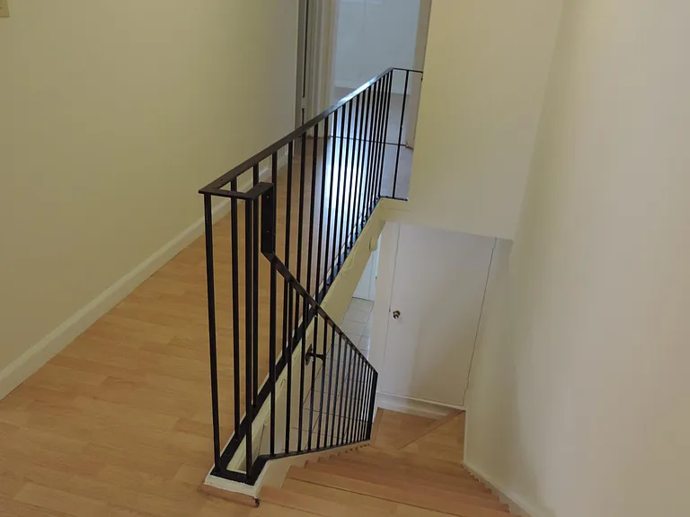 381 N Temple Dr — Photo 9