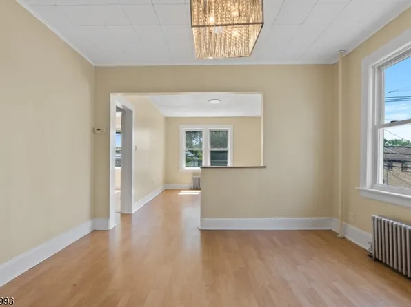 196 Broughton Ave, Bloomfield, NJ 07003