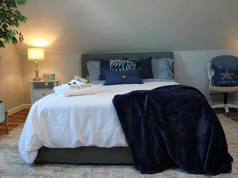 Queen Size bed/mattress