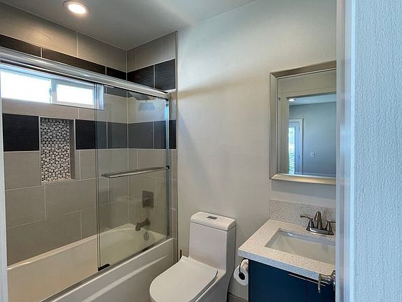 5th image of 1253-1255 N Kingsley Dr #1255-1/2