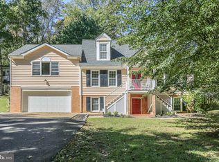 1300 Heatherbrook Ct, Fredericksburg, VA 22407