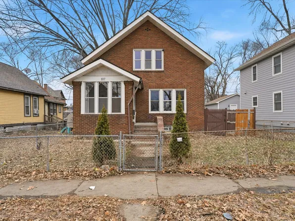107 Winnipeg Ave, Saint Paul, MN 55117