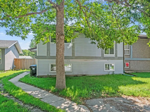 548 Whitehill Pl NE #1, Calgary, AB T1Y 3G8