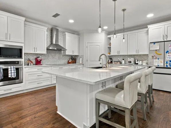 590 Las Roblas Grande Dr, Santa Rosa Beach, FL 32459