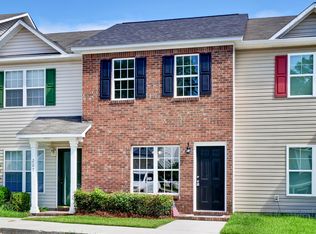 209 Meadowbrook Ln, Jacksonville, NC 28546