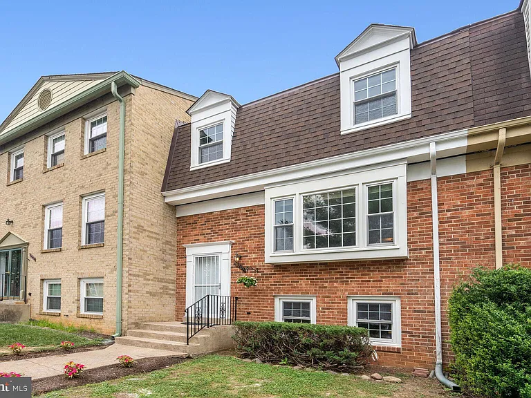 10205 Provincetown Ct — Photo 4