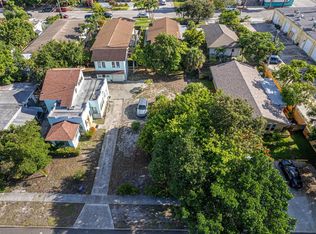 627 Valley Forge Rd, West Palm Beach, FL 33405