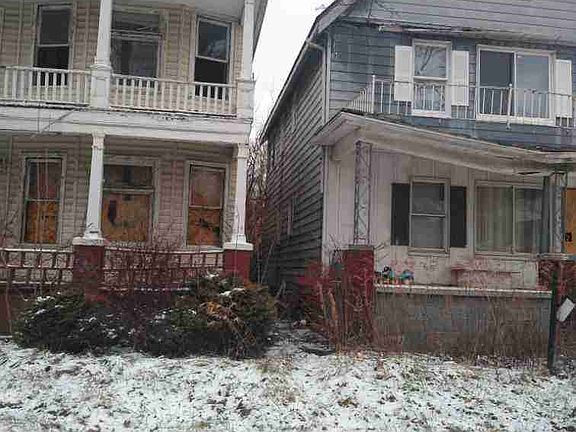 4712 St Clair