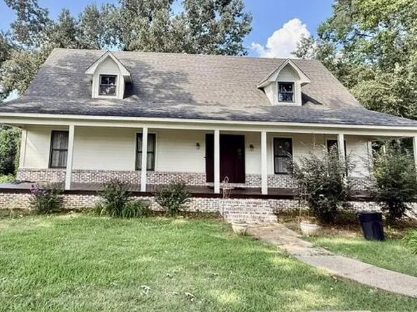 1302 Brassfield Rd, Pontotoc, MS 38863