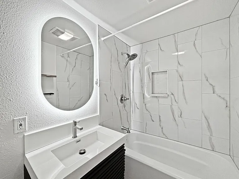 3696 Bellingham Ave #3696B — Photo 7
