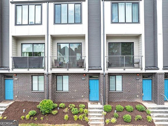 2nd image of 701 Pryor St SW #5