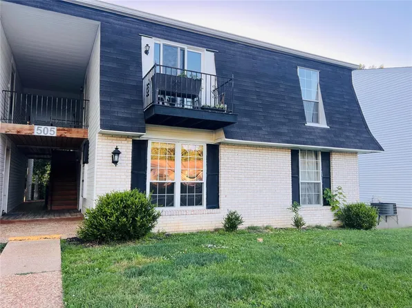 505 Monroe St APT 4, Pacific, MO 63069