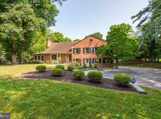 10120 Chapel Rd, Potomac, MD 20854