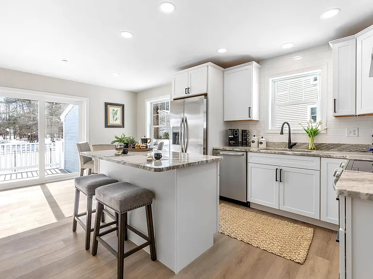 29 Baxter Ln — Photo 2