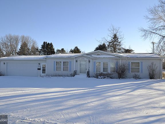 2nd image of 718 Edgeland St