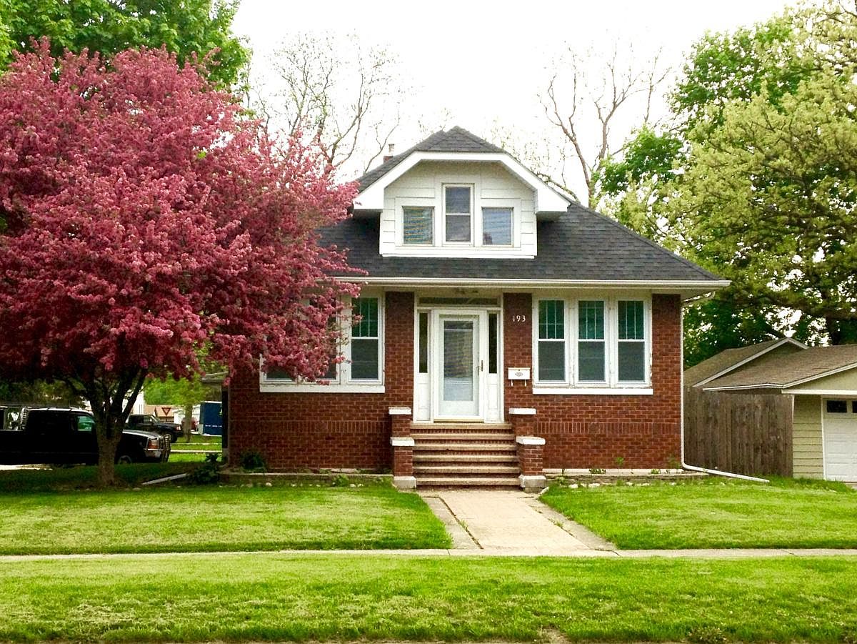 193 W 3rd St, Manteno, IL 60950 Zillow