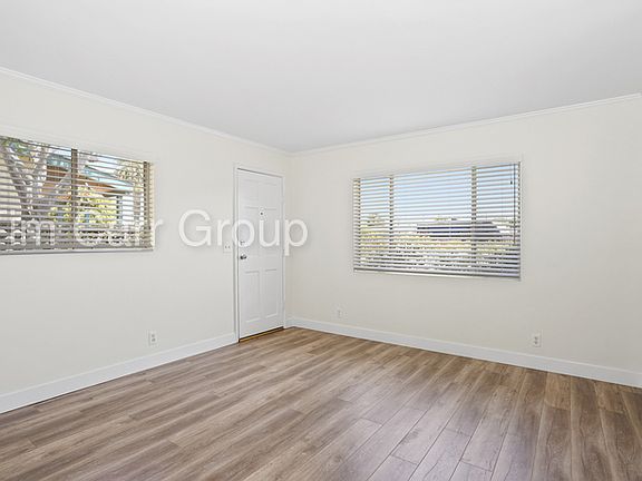 3rd image of 2347 Orange Ave