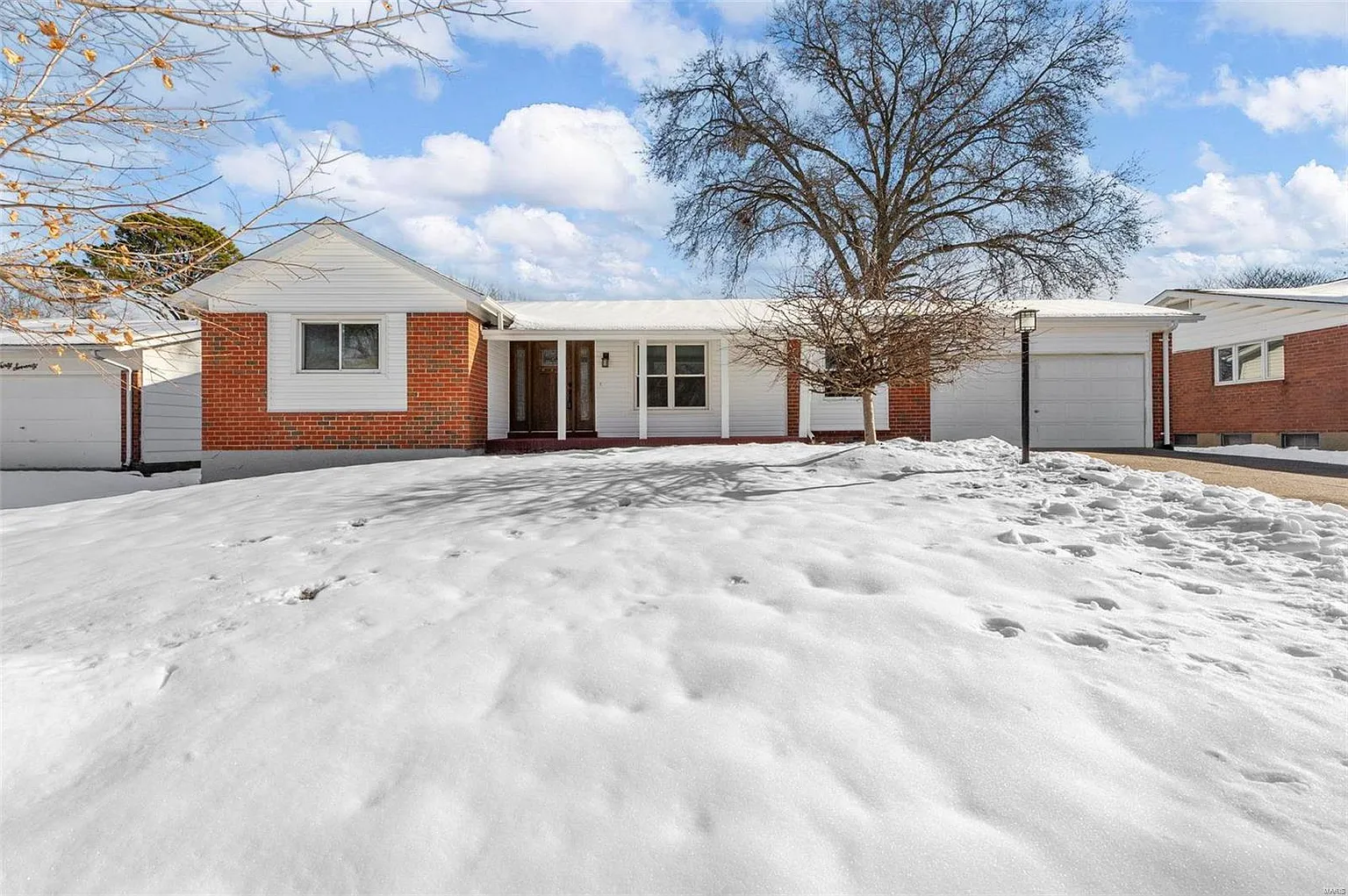 3050 Chadwick Dr photo 1