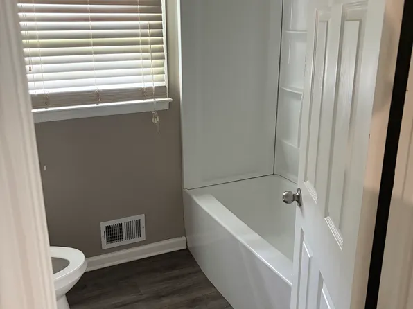 4560 Doss Cir, Powder Springs, GA 30127