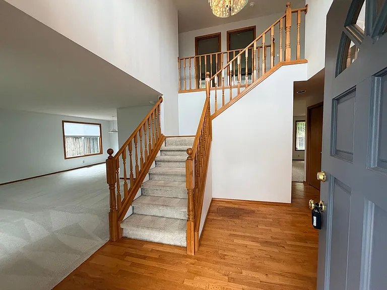 1835 NE 56th Ave — Photo 4