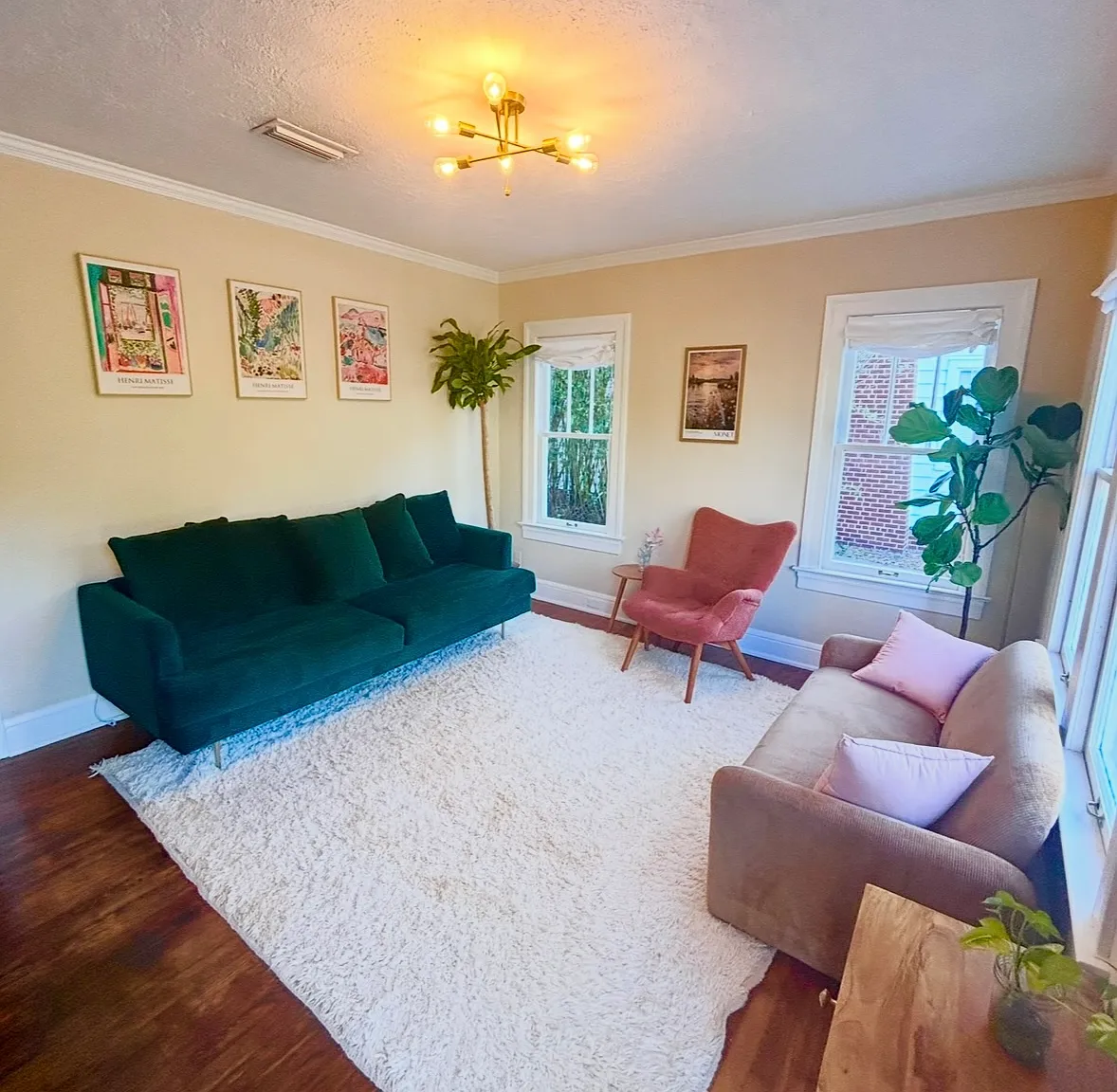 2 bed, 768 sqft, $2,100 — Photo 2