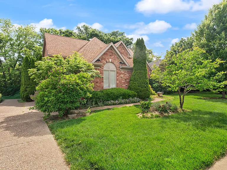 Mallet Hill Dr — Photo 29