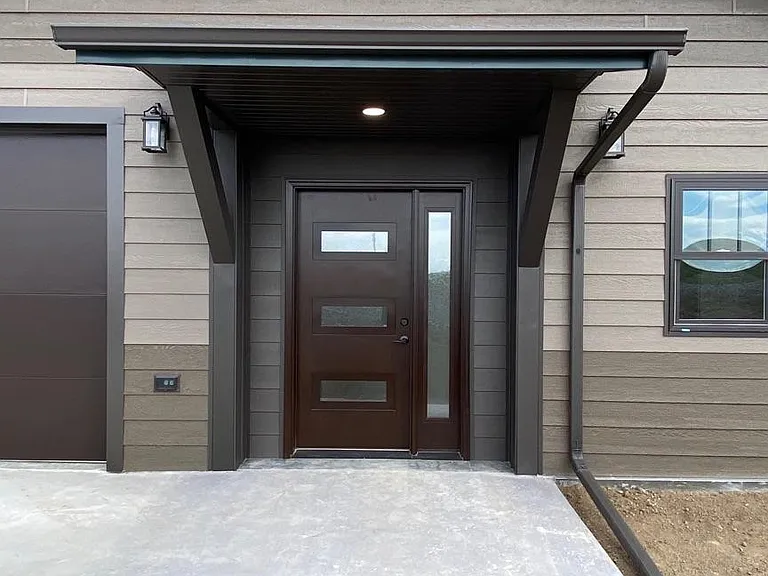 1223 Artistic Dr — Photo 2