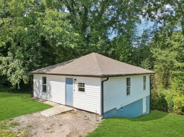 911 Elm St, Kannapolis, NC 28081