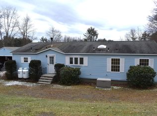 54 Old Village Rd, Winthrop, ME 04364
