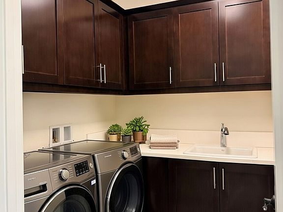 Bonus Room! Extra Big Lundry Room