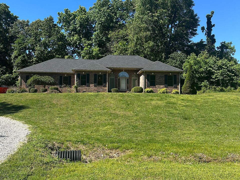 1st image of 371 W Lake Loop