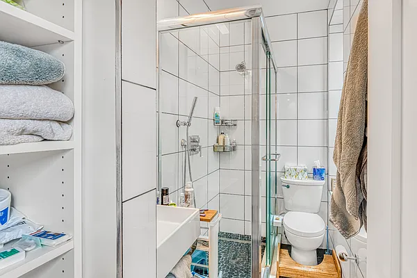 Rented by NMRE | media 16