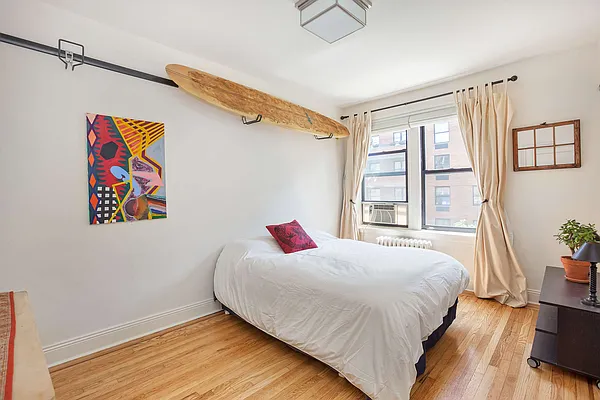 Sold by Compass | media 6